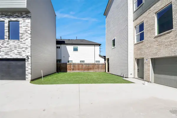 5510 Hardy Street, Houston, TX 77009