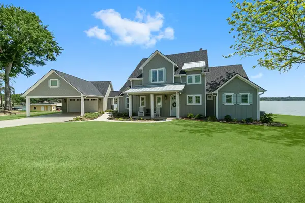 290 Indian Falls Lane, Livingston, TX 77351