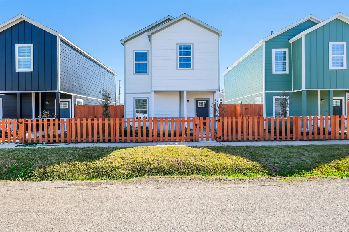 6411 Paris Street, Houston, TX 77021 - #1