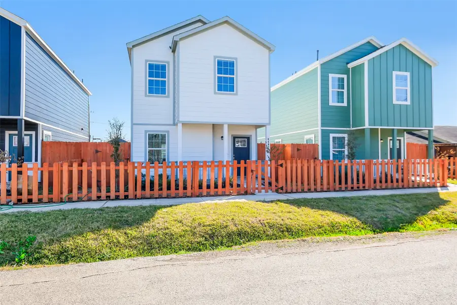 6411 Paris Street, Houston, TX 77021 - #2
