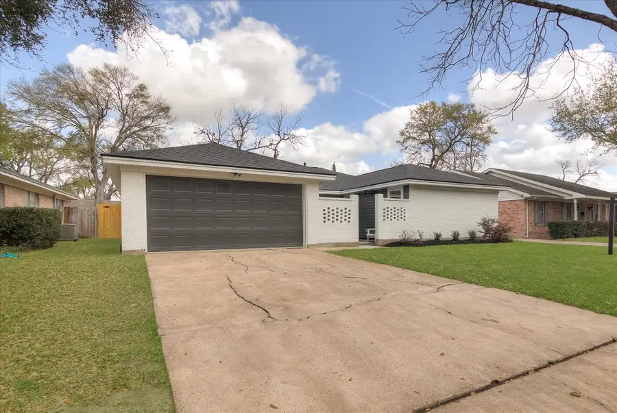 5822 Birchmont Drive, Houston, TX 77092 - #3