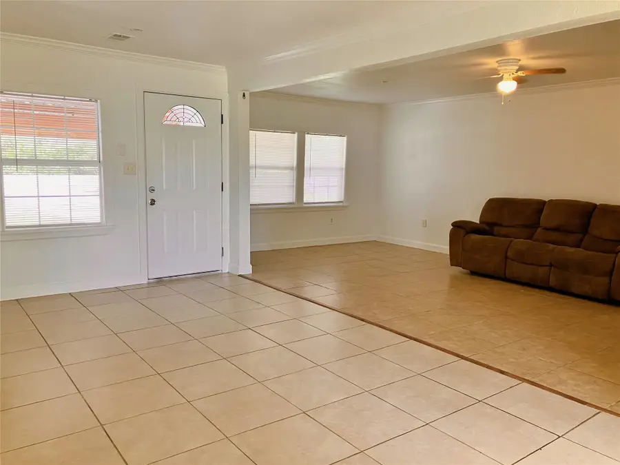 5711 Fm-2004, Hitchcock, TX 77563 - Image #3