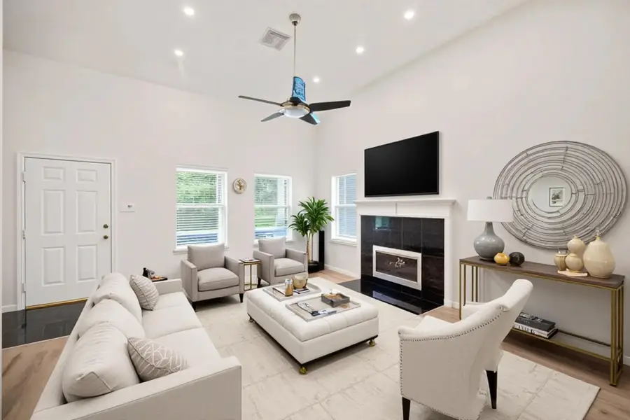 2601 S Broadway Street #8, La Porte, TX 77571 - #3