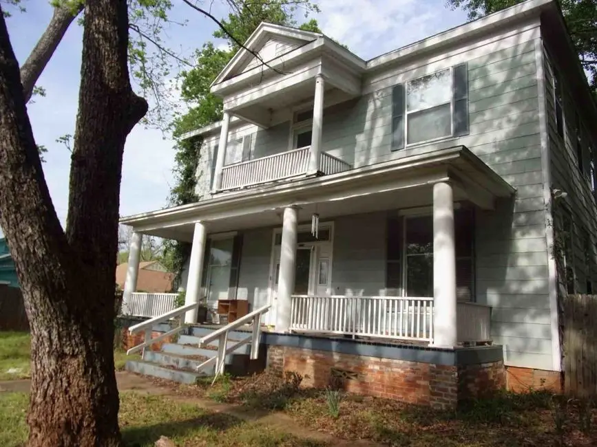 710 S Magnolia Street, Palestine, TX 75801 - #1