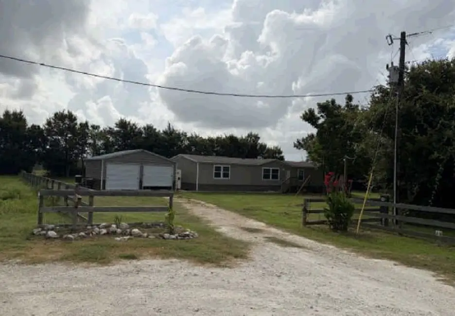 384 Red Fox Road, Franklin, TX 77856 - #1