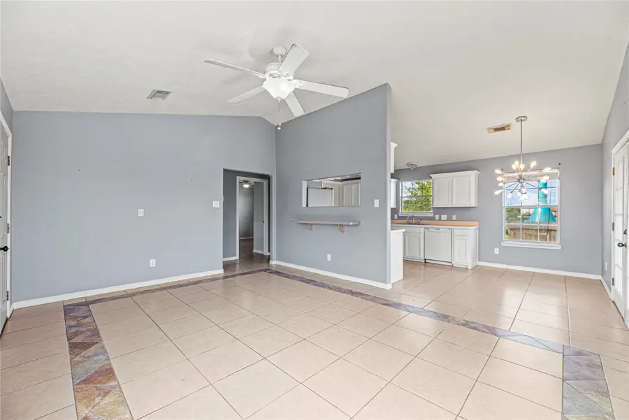 7228 Highland Bayou Drive, Hitchcock, TX 77563 - Image #3