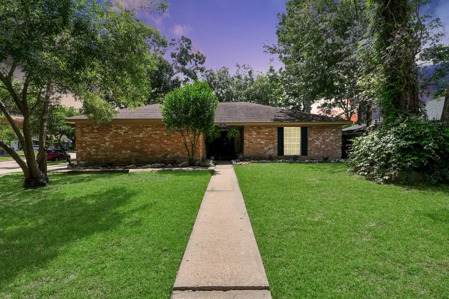 6010 Black Gum Drive, Houston, TX 77092 - #2