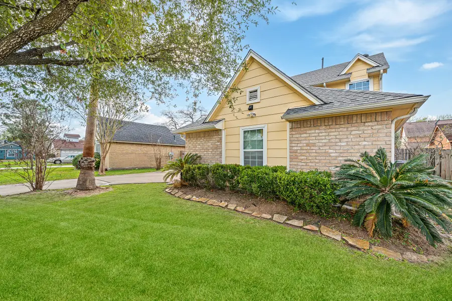 11510 Pagoda Drive, Houston, TX 77477 - #3