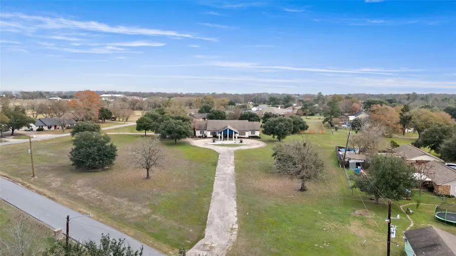 1314 N Tammye Lane, Madisonville, TX 77864 - Image #3