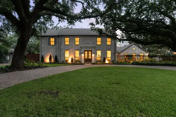 5665 Pine Forest Road, Houston, TX 77056