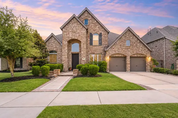19719 Raccoon Hollow Way, Cypress, TX 77433