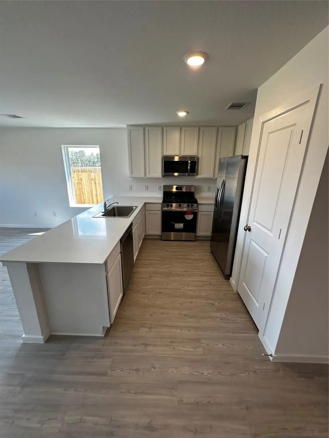 18902 Kingham Woods Court, Conroe, TX 77306 - Image #1