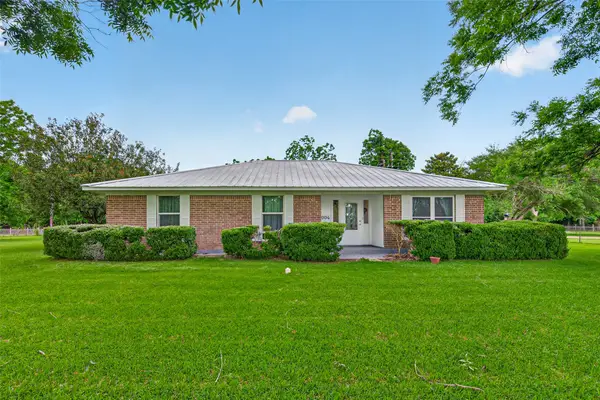 1004 Wagon Road, Simonton, TX 77485