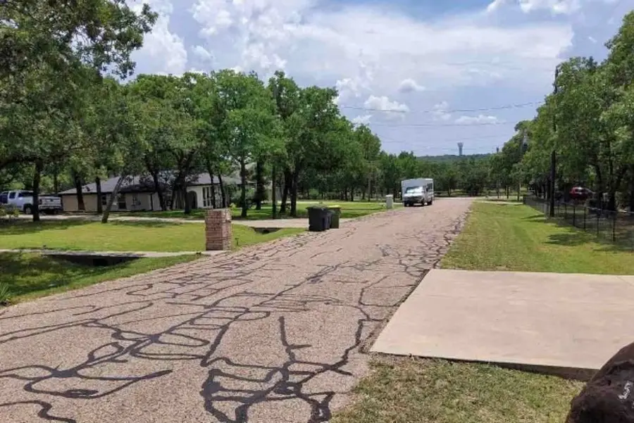 517 Shady Oaks Trail, Burleson, TX 76028 - #3