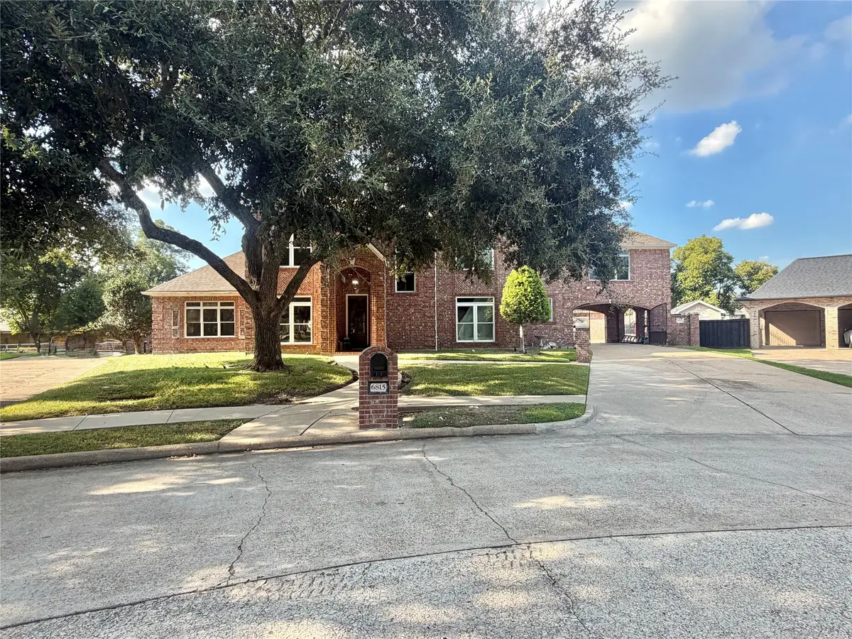 6815 Cedar Point Drive, Pasadena, TX 77505 - #1