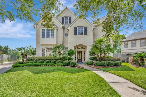 15134 Blossom Bay Drive, Houston, TX 77059