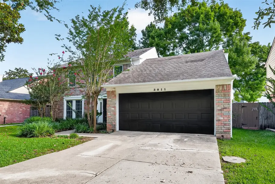 3811 Flintrock Lane, Sugar Land, TX 77479 - #3