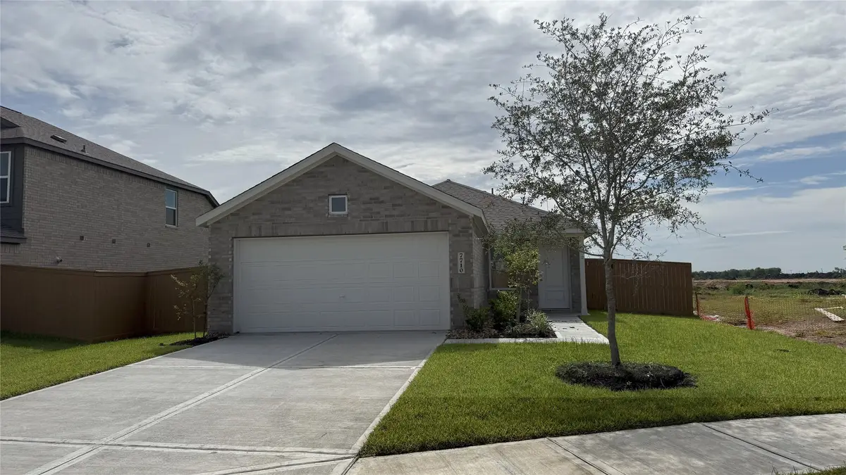 7930 Lavender Jade Drive, Rosharon, TX 77583 - Image #1