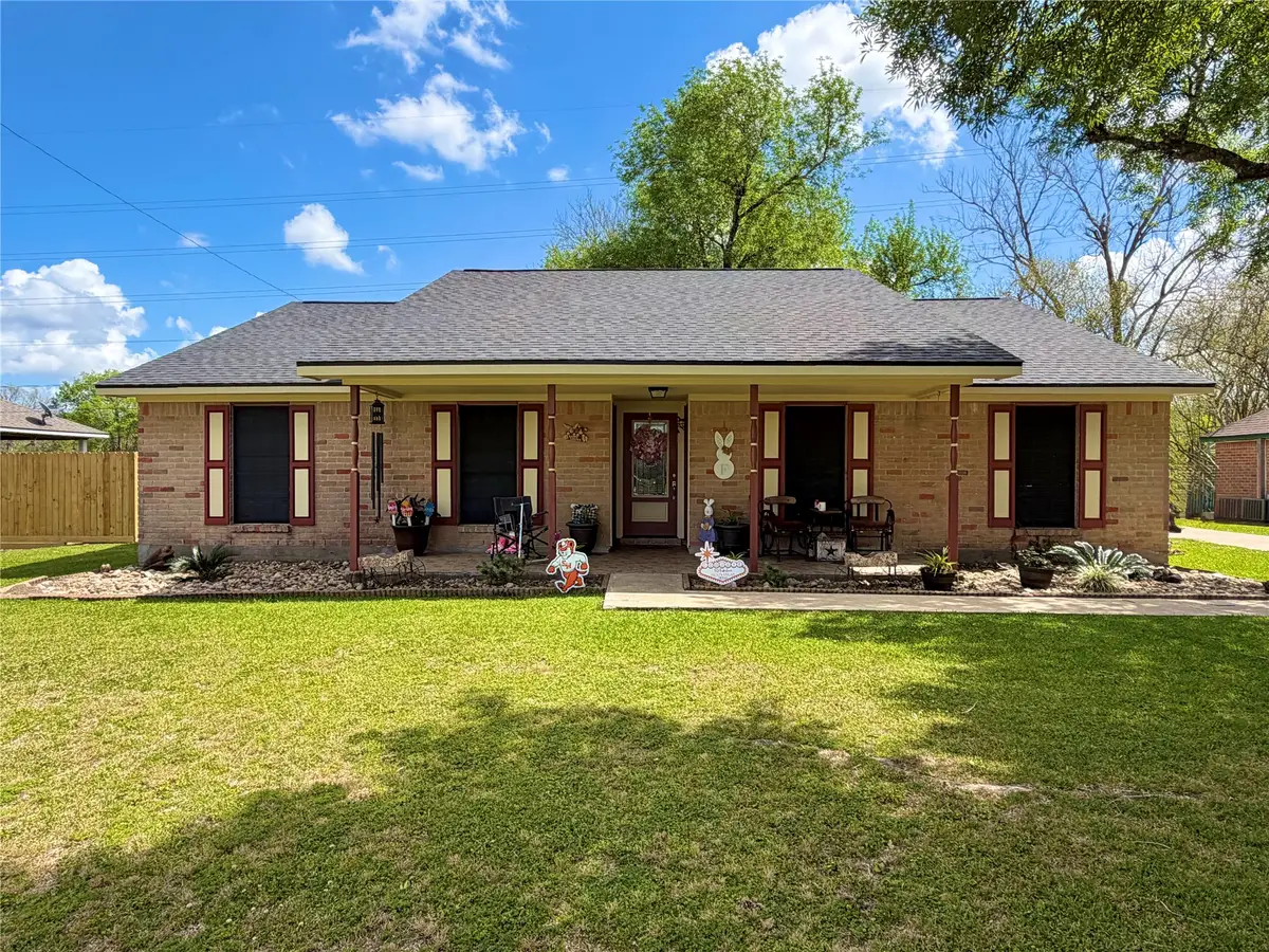 7109 Beechwood Drive, Angleton, TX 77515 - #1