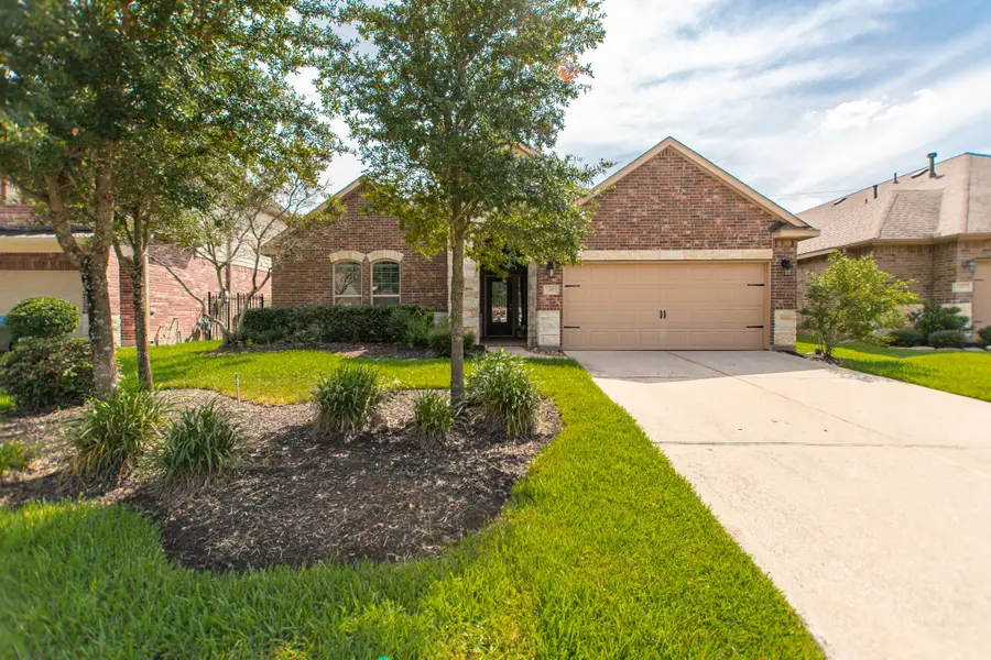 99 W Wading Pond Circle, The Woodlands, TX 77375-468 - #2