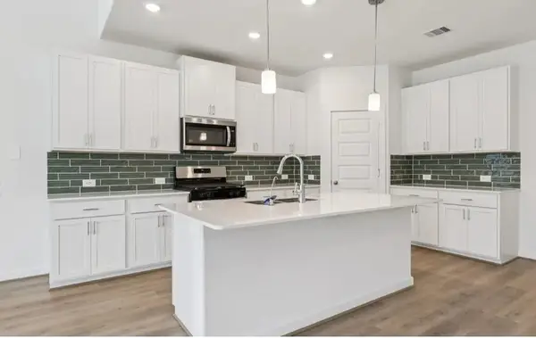 31102 De La Guerra, Huffman, TX 77336