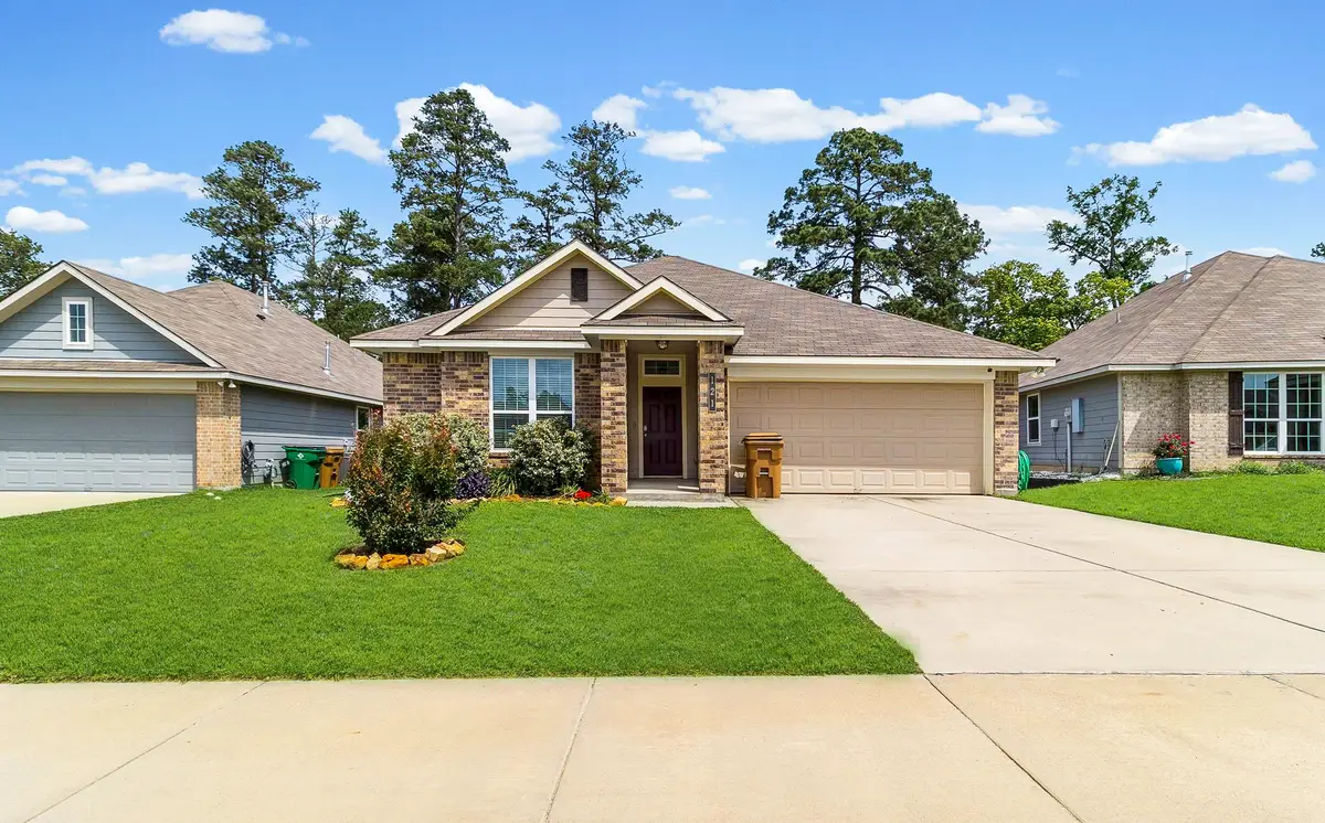 121 New Dawn Trail, Huntsville, TX 77320 - #1