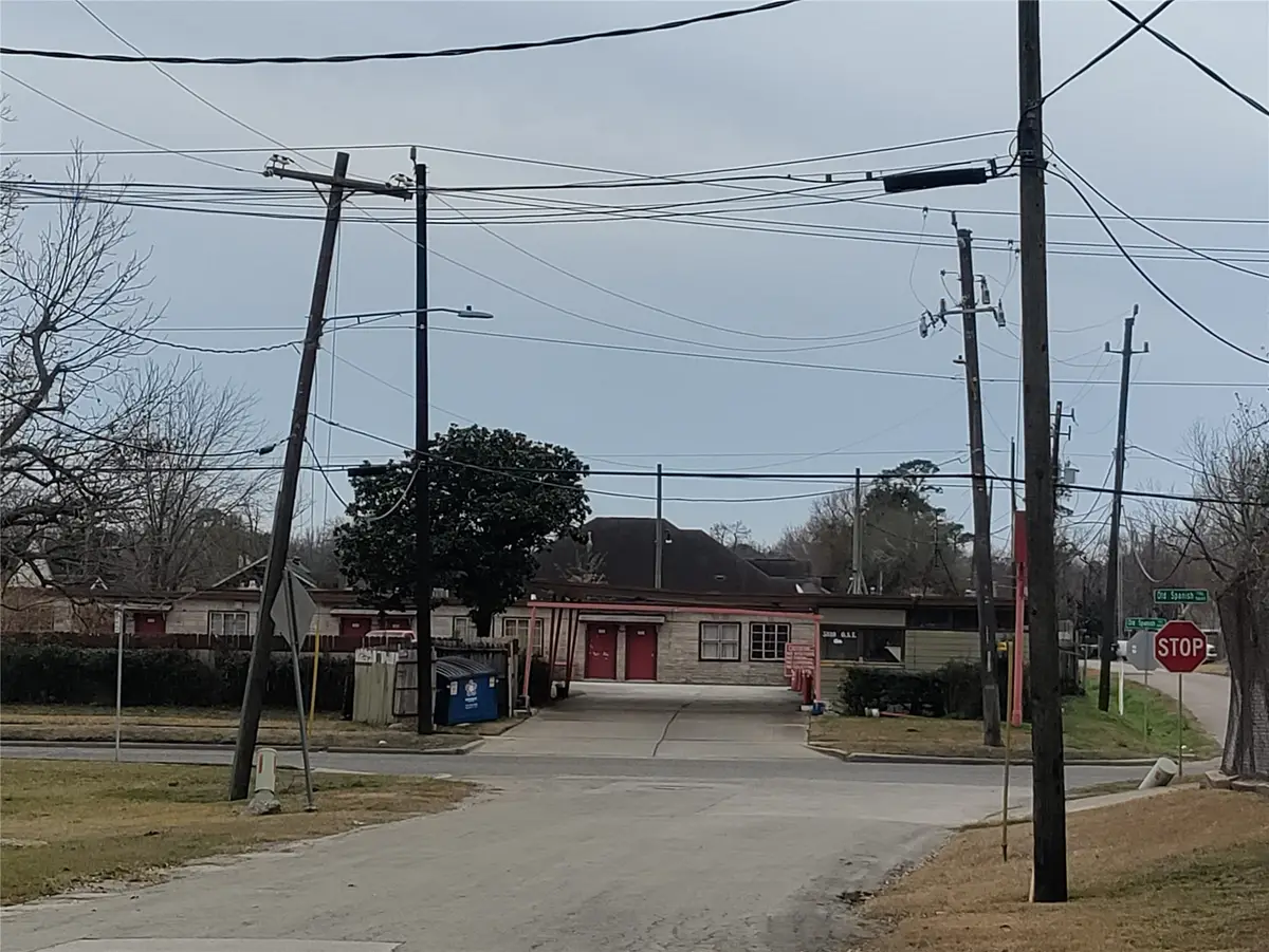 5810 Old Spanish Trail, Houston, TX 77023 - #1