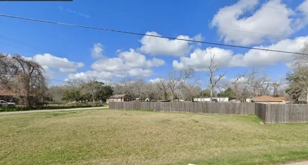 0 Texas Avenue, Holiday Lakes, TX 77515