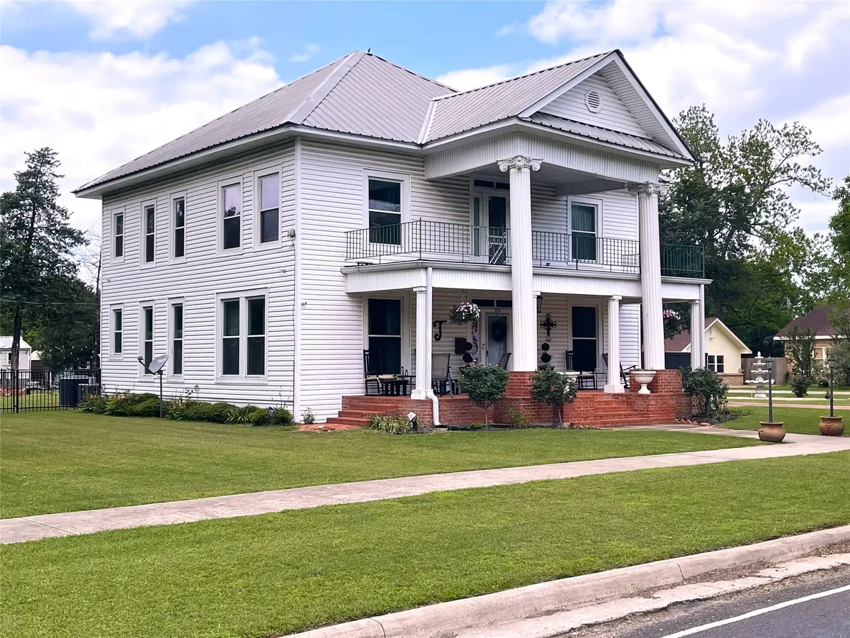 702 S 9th Avenue, Teague, TX 75860 - #1