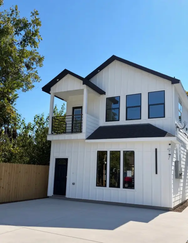 9220 Pembrook, Houston, TX 77016