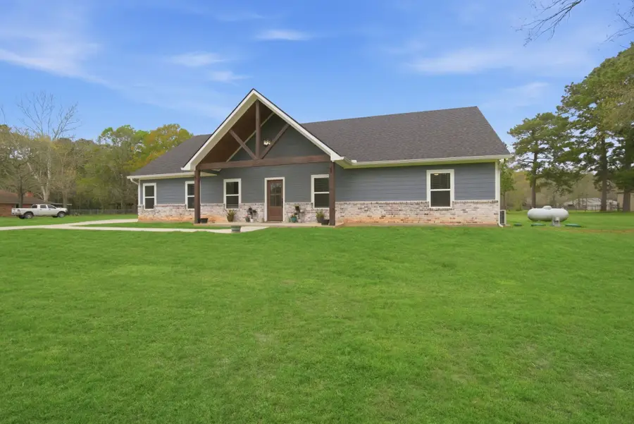 386 Pearl Thomas Road, Livingston, TX 77351 - #2