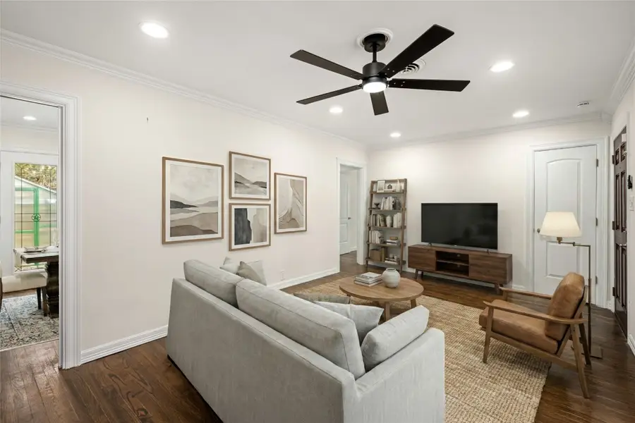 11225 Cliffwood Drive, Houston, TX 77035 - Image #3