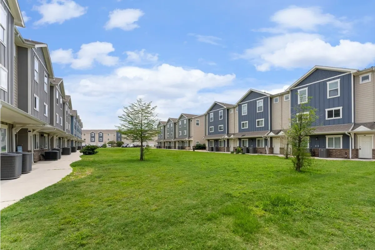 21155 Gosling Road #6 A-D, Spring, TX 77388 - Image #1