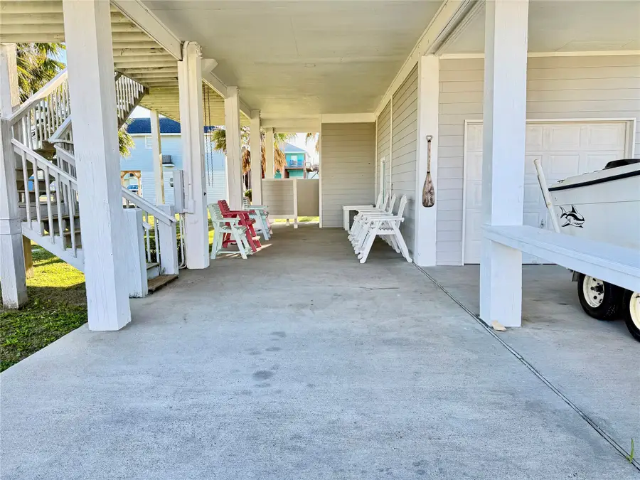981 Nassau Drive, Crystal Beach, TX 77650 - #3