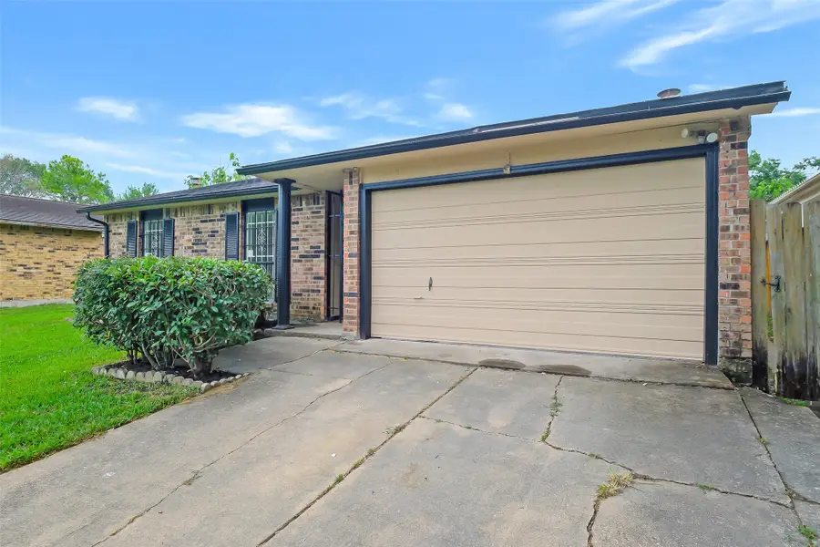 5007 Ridgecreek Drive, Houston, TX 77053 - #2