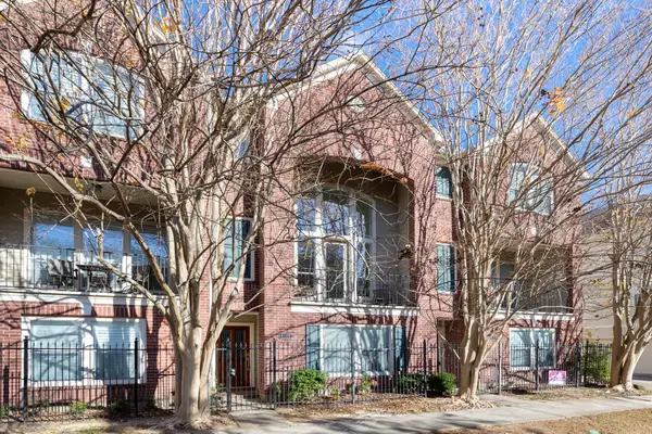 4102 Blossom Street, Houston, TX 77007