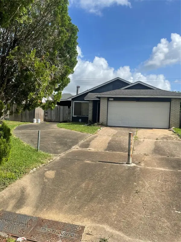 3018 Brookston Street, Houston, TX 77045