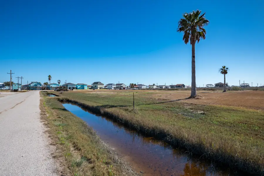 4454 Boyt Road, Port Bolivar, TX 77650 - Image #3