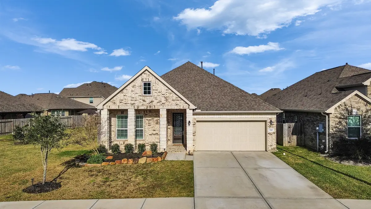 1841 Alyssa Way, Alvin, TX 77511 - Image #1