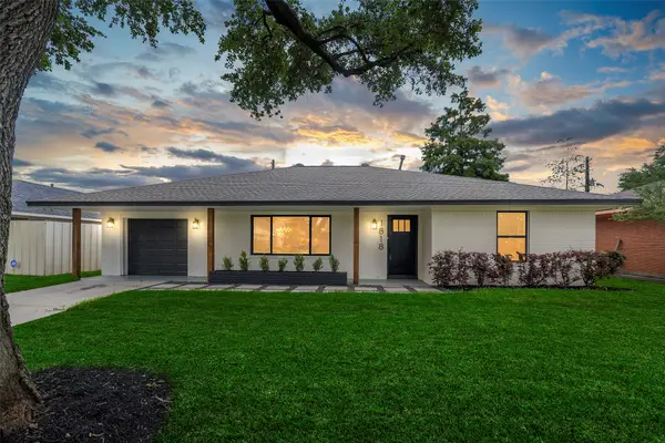 1818 Watercrest Drive, Houston, TX 77008