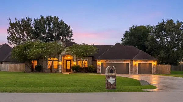 18840 Serene Water Drive, Montgomery, TX 77356