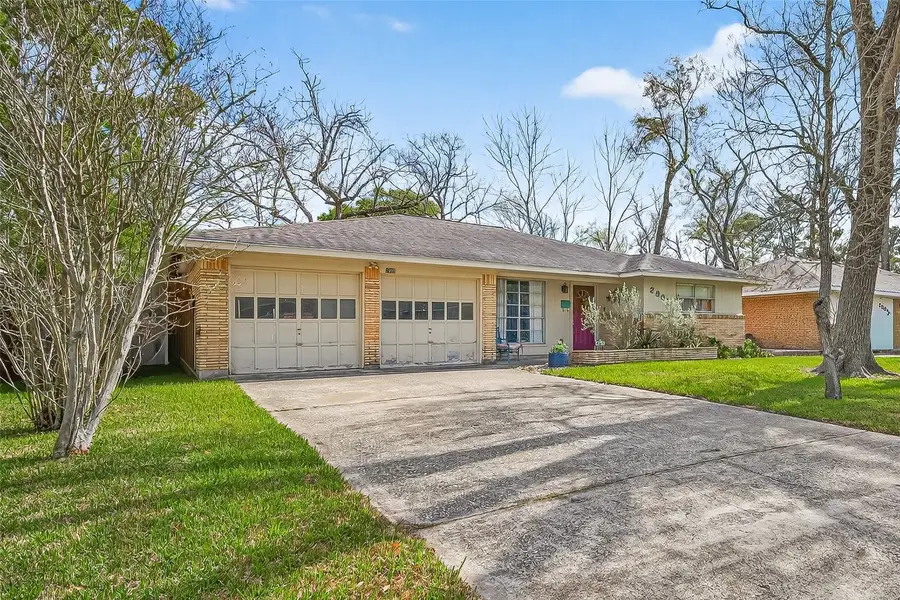 2805 Woodlawn Street, Dickinson, TX 77539 - #2