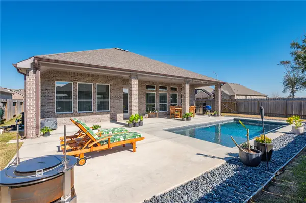 1515 Lake Mija Circle, Seabrook, TX 77586