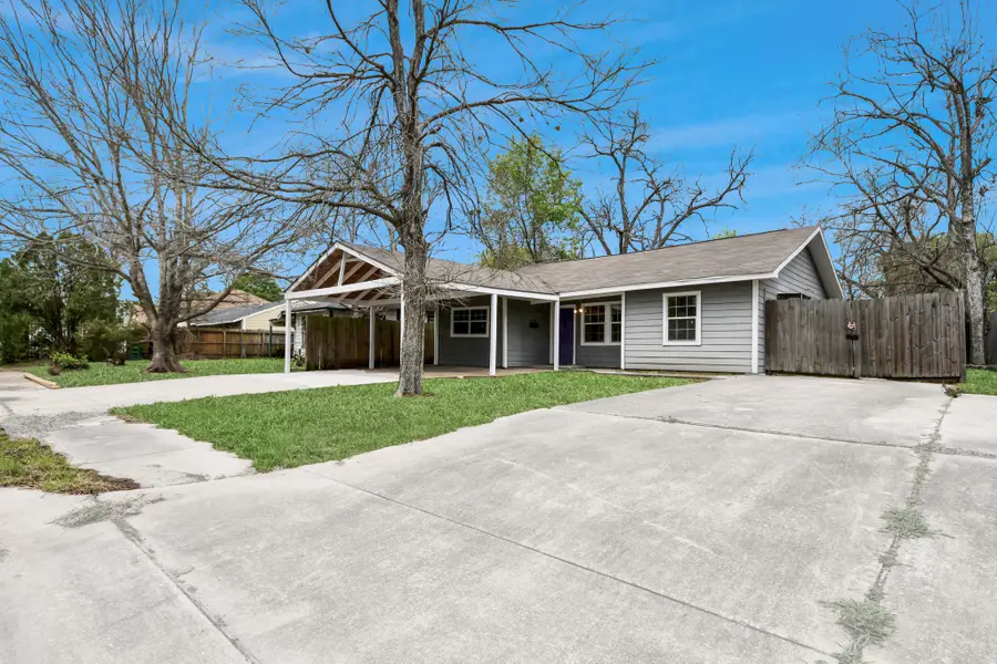 5521 Southlea Street, Houston, TX 77033 - #3