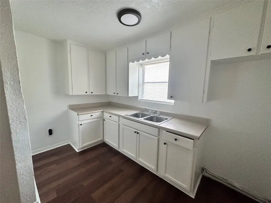 1208 7th Avenue N, Texas City, TX 77590 - Image #3