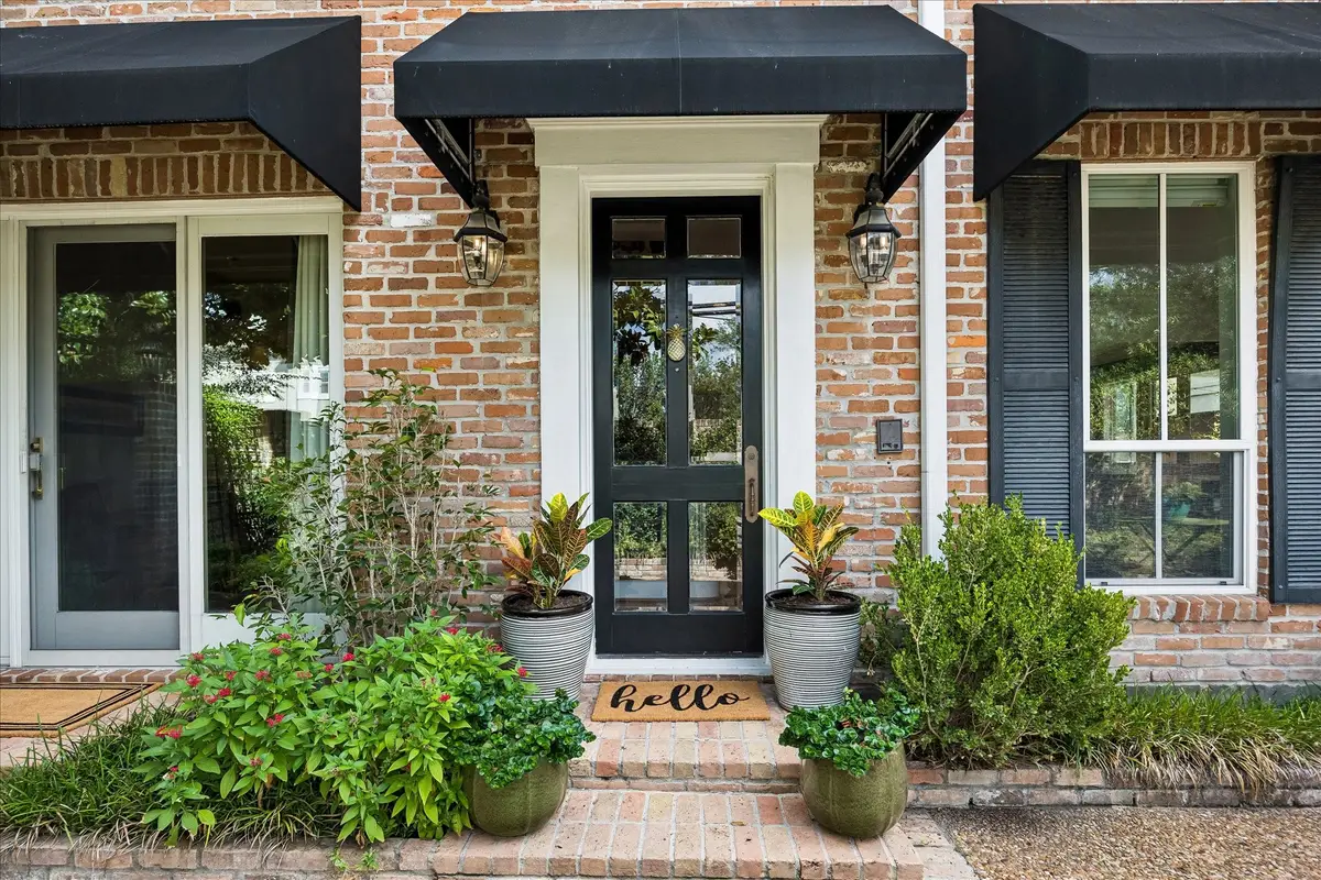 999 S Post Oak Lane, Houston, TX 77056 - #1