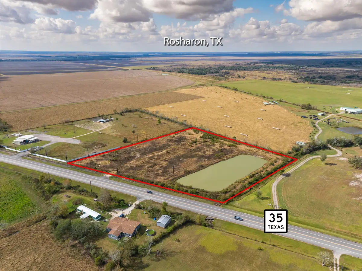 10212 Highway 35, Liverpool, TX 77577 - #1