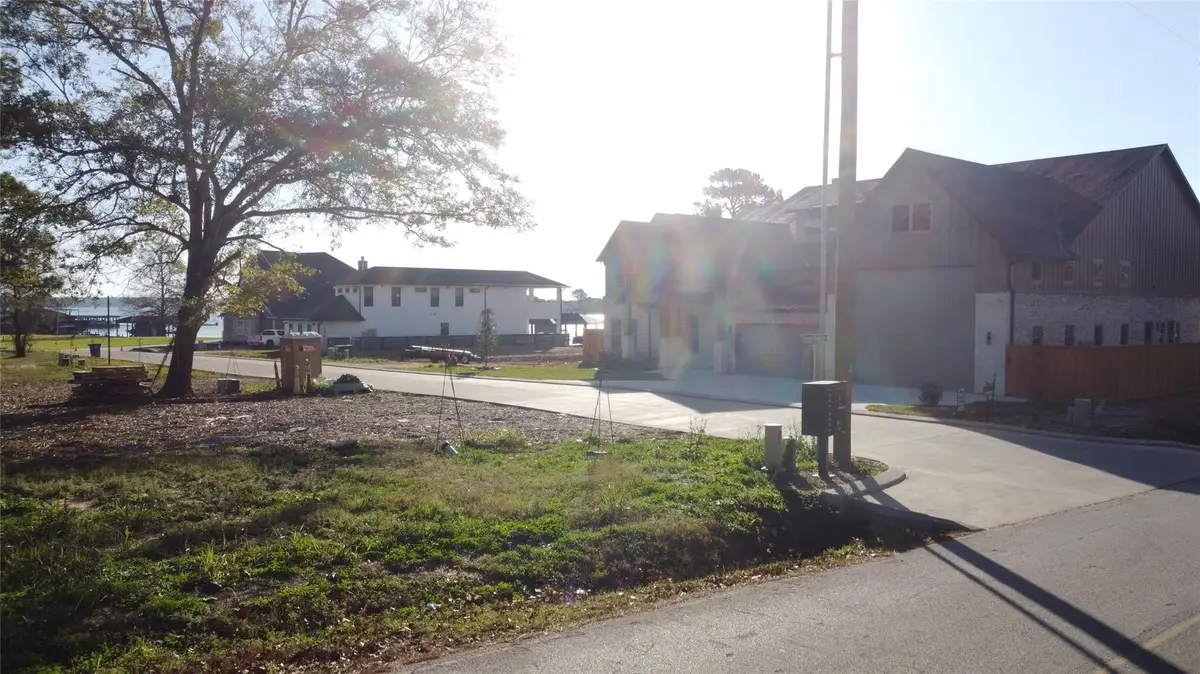 16716 Falcon Point Drive, Montgomery, TX 77356 - Image #1