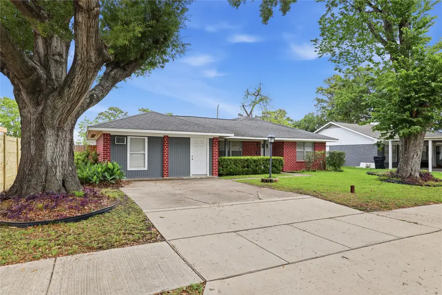 10922 Ivyridge Road, Houston, TX 77043 - #2