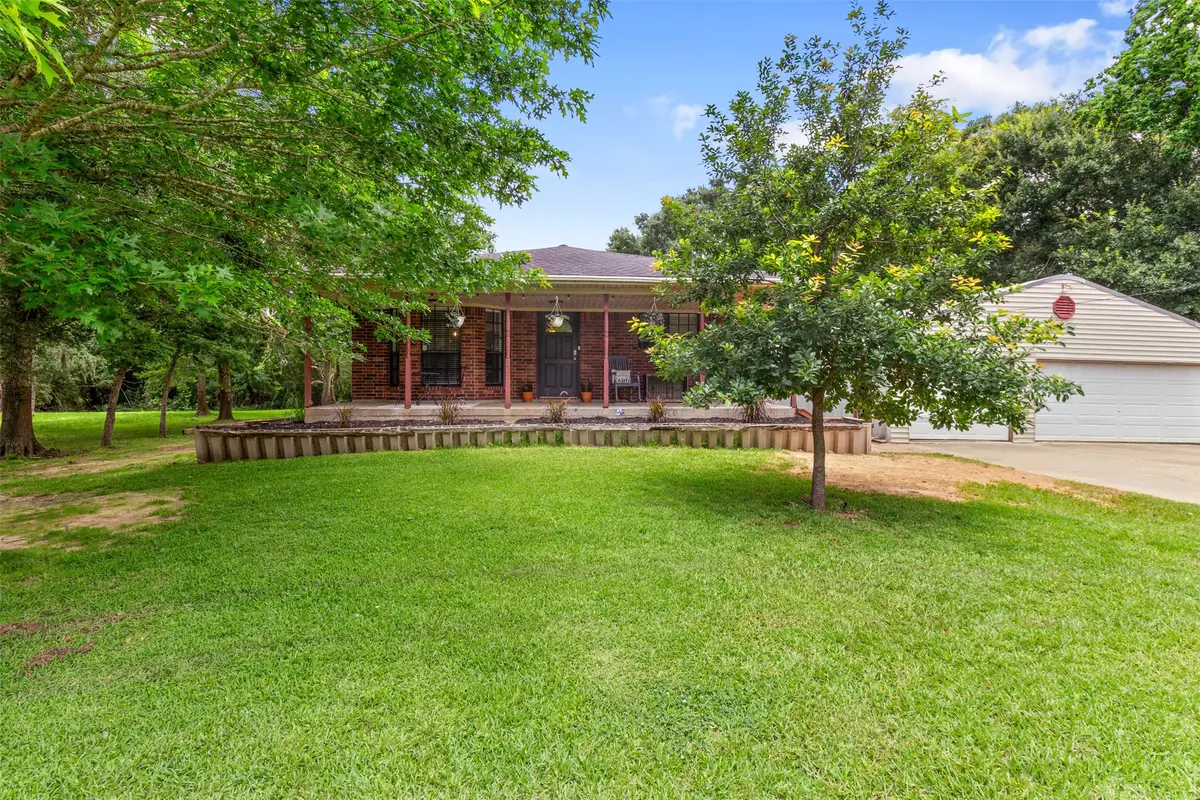 4508 County Road 502d, Sweeny, TX 77480 - #1